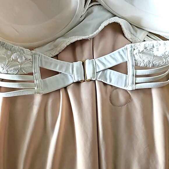 Vintage Victoria's Secret White Lace Strapless Bra nwot - Picture 4 of 5